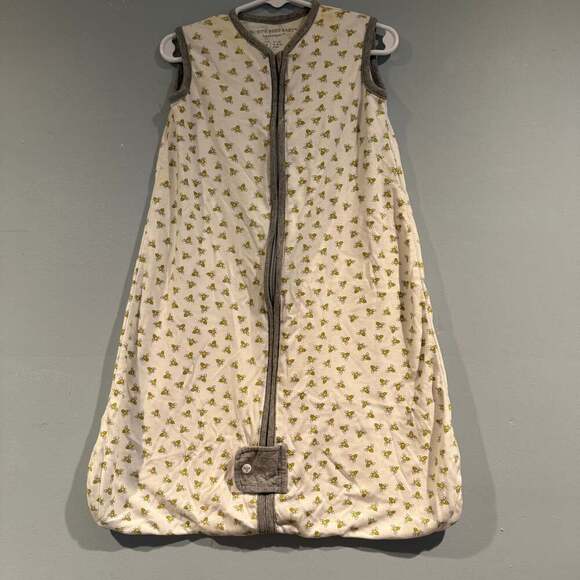 Burt’s Bees Baby Beekeeper Sleep Sack – Size Small (0–6 Months) – Bee Print - Picture 1 of 3